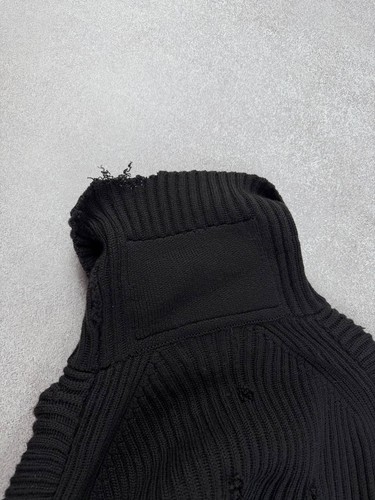 Vintage Stone Island Distressed Custom Knit Sweater Men's Size S Duties Paid USA - Picture 15 of 16