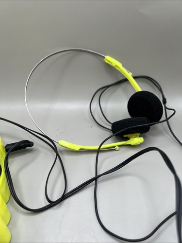 Vintage 1989 Mario Transistor AM FM Radio Neon Yellow Untested Strap Headphones - Picture 13 of 13