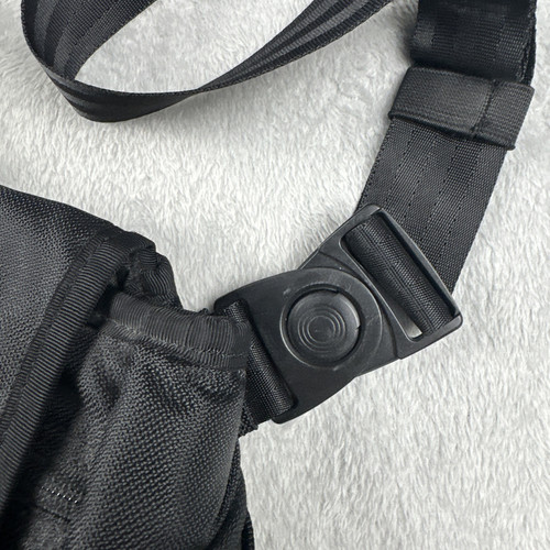 Mountainsmith Messenger S Bag Black Small Crossbody Bag - Picture 5 of 11