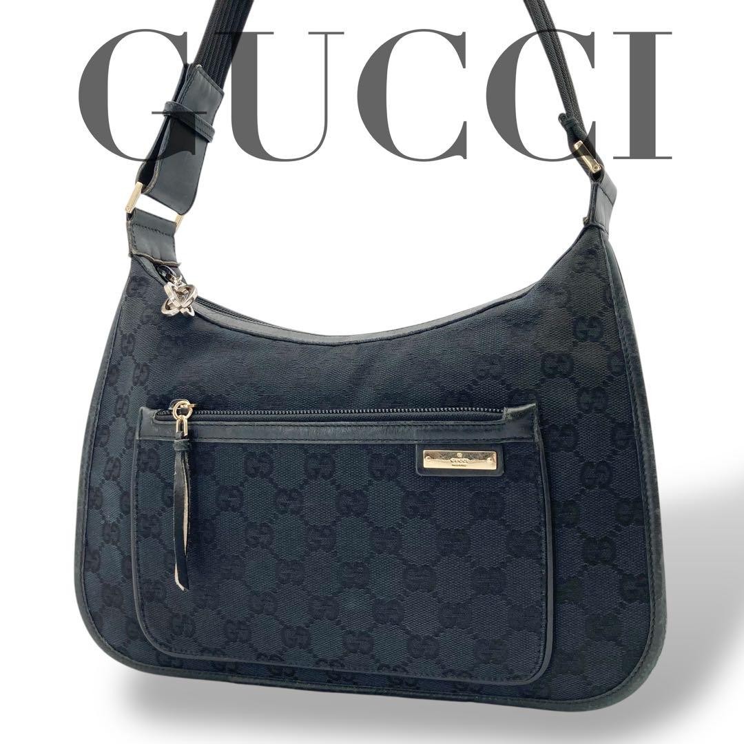 GUCCI GG Canvas Black One Shoulder Bag for Women in Excellent Pre-Owned Condition