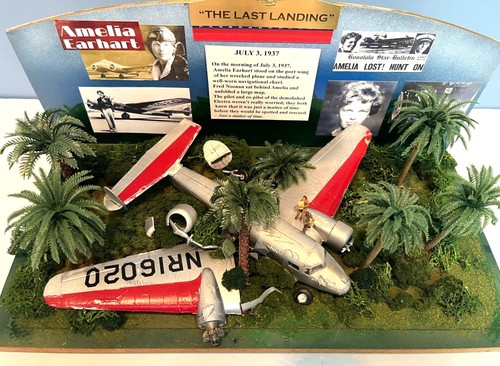 Amelia Earhart Lockheed 10 Model Diorama "The Last Landing" Fantasy Creation  - Bild 3 von 9