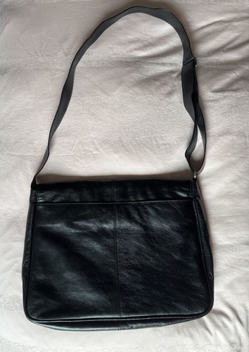 Osgoode Marley Cashmere Leather Messenger Crossbody Bag - Afbeelding 4 van 12