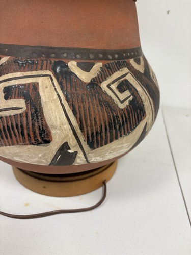 Mid Century Vintage Terra Cotta Table Native American Studio Pottery Lamp - Picture 5 of 11