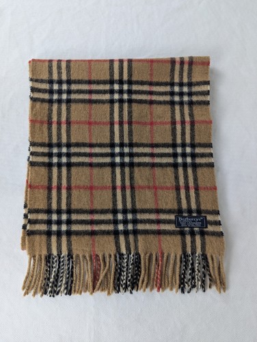 Pre-Owned Burberry Cashmere Check Scarf Beige – Unisex – Elegant & Warm - Picture 5 of 7