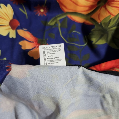 Thanksgiving Med Scrub Top 3XL Colorful Pumpkins Fall Leaves Floral Unbranded - Picture 4 of 4