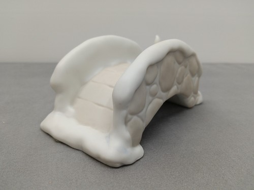 Vintage Precious Moments Sugar Town Cobblestone Bridge Snow Rabbit 4" #533203 - Picture 6 of 13