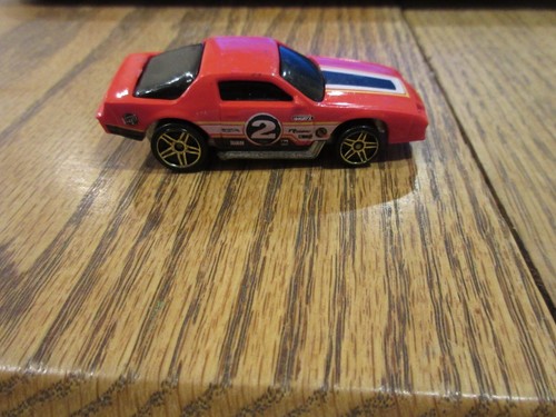 1983 Hot Wheels Camaro z28 Red #2 - Picture 2 of 5