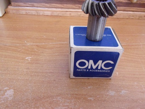 GENUINE OMC PINION GEAR 0322079 322079 25 & 35 HP SEE DETAILS - Picture 2 of 8