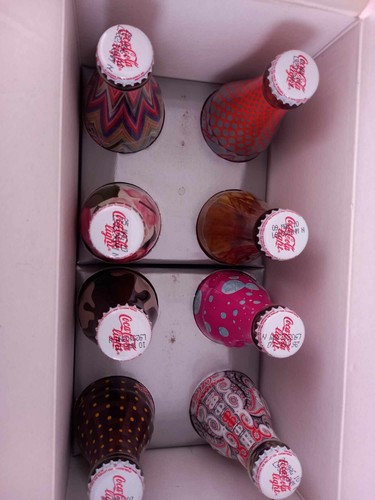 Coca Cola Light Limited Edition Tribute Fashion 2009 - Foto 7 di 8