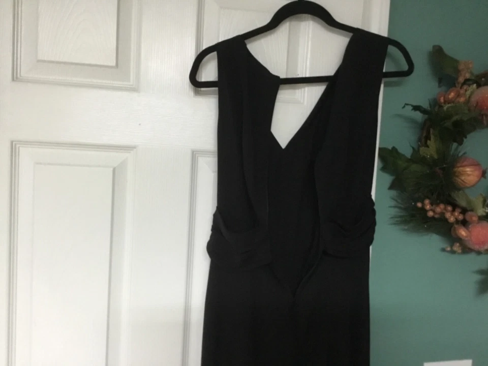 Vestido J. Mendel preto plissado de seda com enfeites de joias ~ Tamanho 4 - Imagem 4 de 4