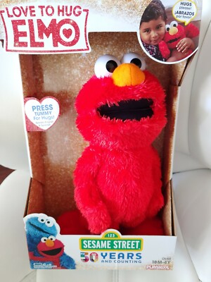 Sesame Street Love to Hug Elmo Talking, Singing, and Hugging 14