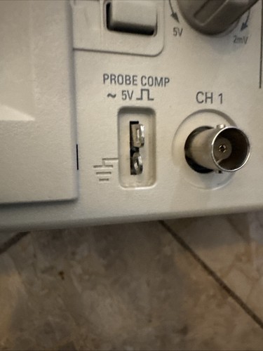Tektronix TDS 210 60MHz Digital Oscilloscope TDS210 with WIRES - Bild 3 von 11