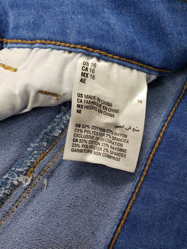 NEW Epic Threads Skinny Jean's Soft Stretch Replen Denim Mott Wash Size 16 - Picture 4 of 15