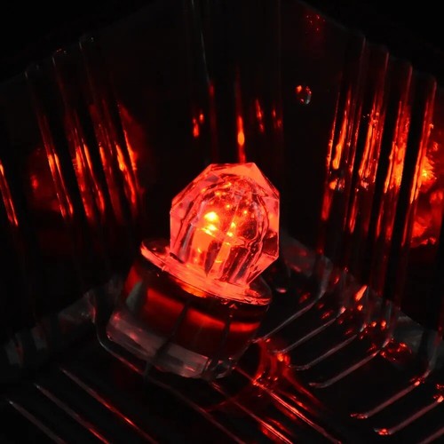 10X Mini Lámpara de Señuelo LED Portátil con Forma de Diamante para Pesca Subacuática - Imagen 10 de 14