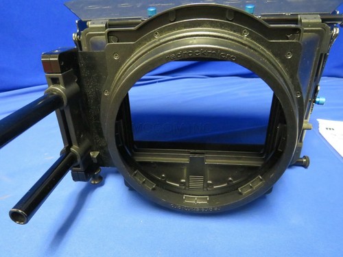 Redrock Micro MatteBox w/ side flanges, flag, 2 filter frames - Picture 3 of 12
