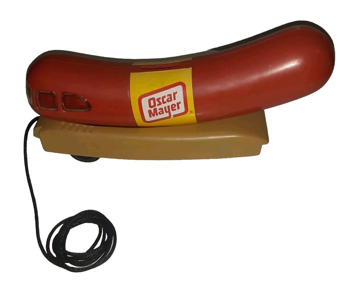 Classic Model Cars: The Oscar Mayer Wienermobile | The Daily