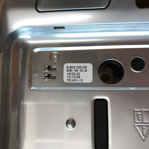 GENUINE BMW G11, G12, 7 Series Snap In car adapter 84106803293. TABLET. 20B - 第 4/8 張圖片