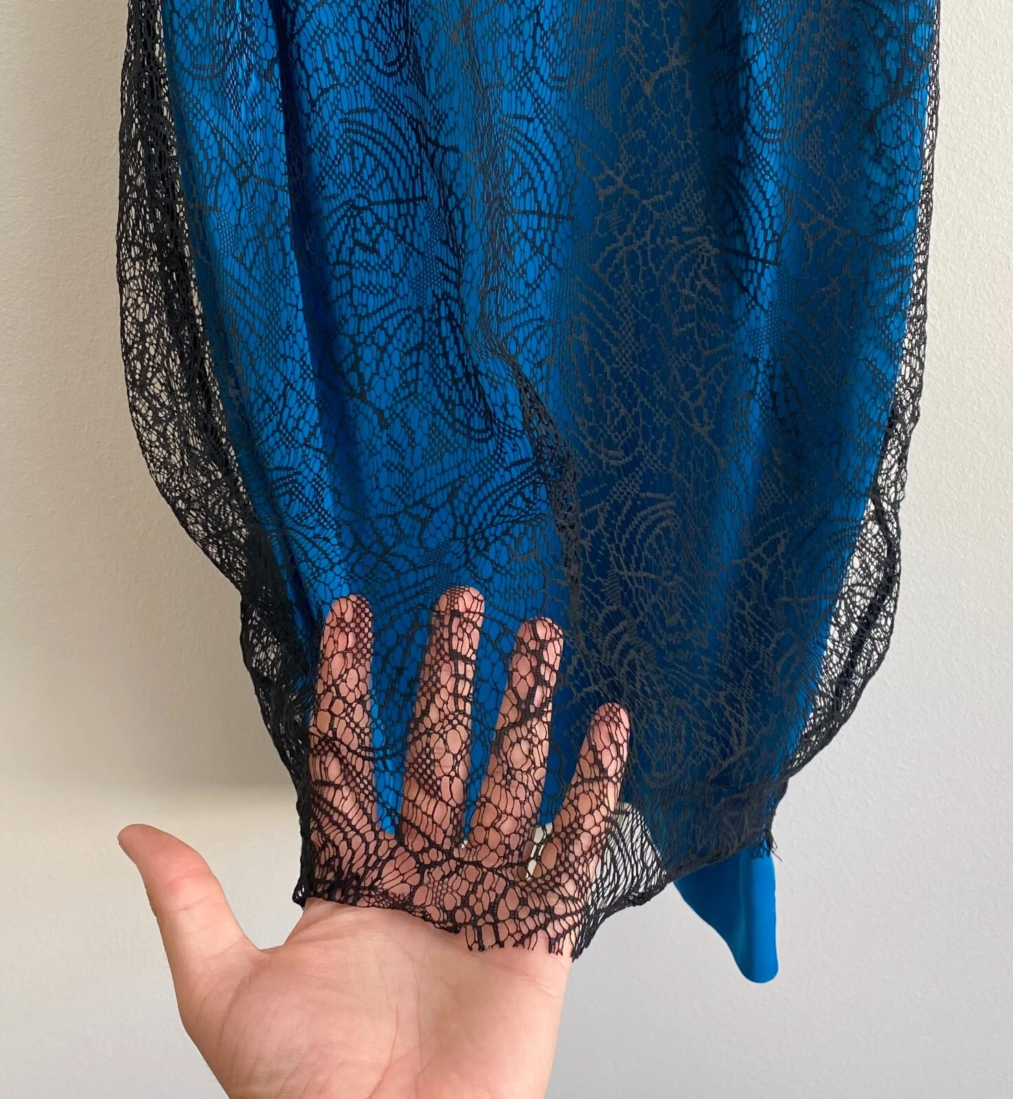 Nuovo con etichette! NUOVO! Autentico Abito Turchese Pizzo VERSACE JEANS IT 38 US 2 (S)