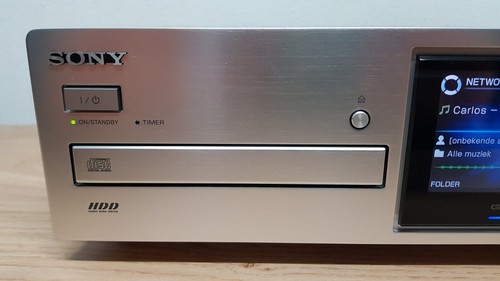 Sony Gigajuke NAC-HD1E CD - HDD - Network Audio Player - AM/FM Tuner - DAC - Picture 3 of 21