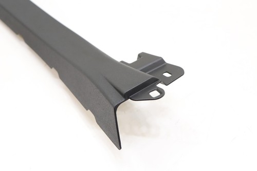 2020 - 2022 CADILLAC CT5FRONT LEFT SIDE DOOR WINDOW MOLDING OEM 84580654 - Picture 7 of 14