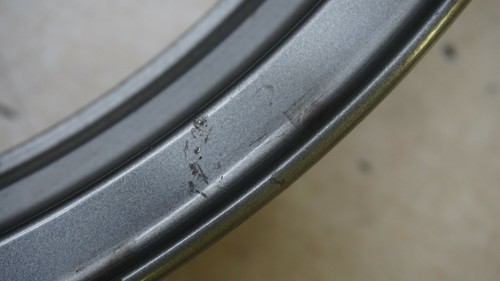 Llanta delantera Kawasaki ZZR 1100 GPZ 17XMT3.00 F-1314 doblada - Imagen 3 de 7