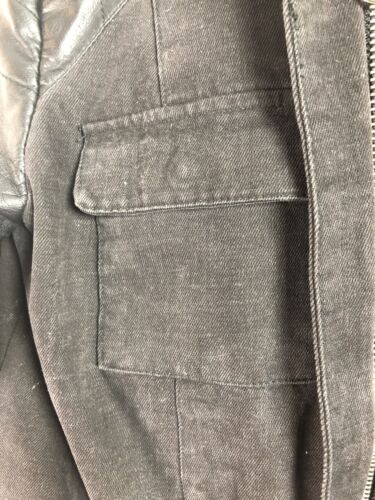 Forever 21 black zipper jacket with hood sz M zipper pockets Cc9 - Picture 3 of 7