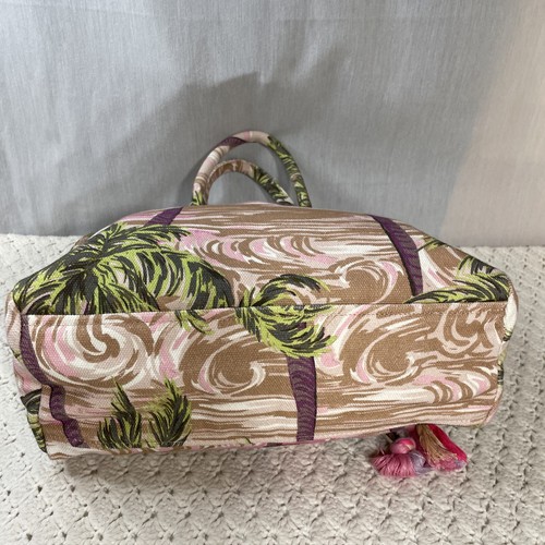 NWT Vince Camuto Amia Pink Palm Trees Cotton Canvas Tote Purse Bag MSRP $138 - Picture 5 of 11