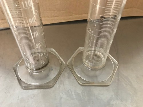 Lot of 2 250ml TEKK GRADUATED CYLINDERS No. 20025 - Picture 3 of 4