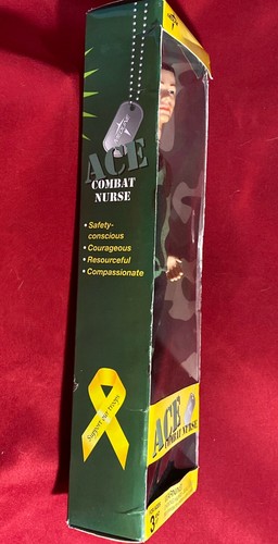 Muñeca ACE COMBAT NURSE Muñeca Medline está sin usar y todavía adjunta ¡Nueva caja interior! - Imagen 3 de 5