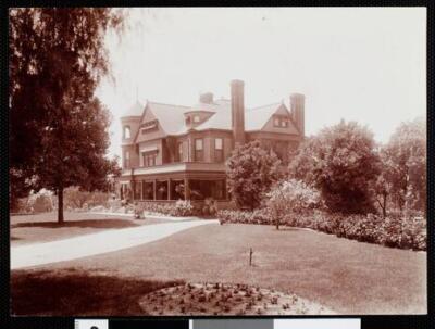 J. H. Holmes residence in Pasadena 1900 California Old Photo