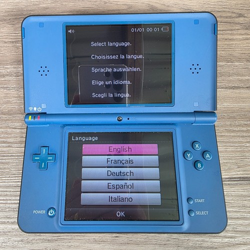 Nintendo DSI XL - mit Ladegerät - Blau - Sehr guter Zustand