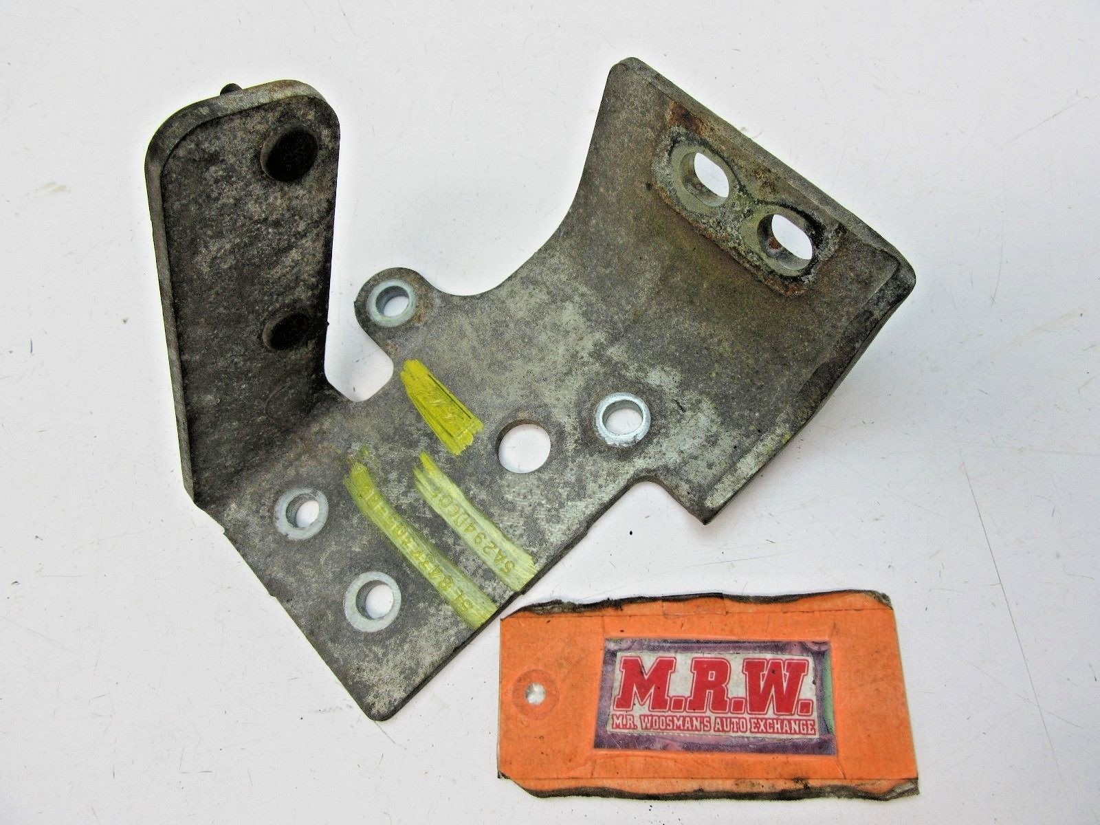 AXLE SHAFT JACK SHAFT BRACKET MOTOR MOUNT ENGINE SUPPORT TRANSFER CASE TRIBUTE eBay