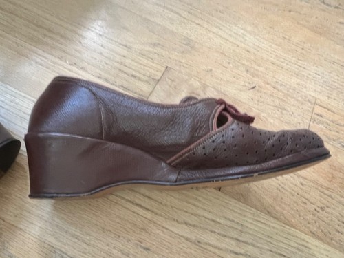 Antique Vintage 1920s BROWN LEATHER SHOES Peep Toe w/Bakelite Ties - Picture 10 of 18