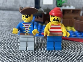 LEGO 6260 Pirates Shipwreck Island 100% complete Vintage 1989