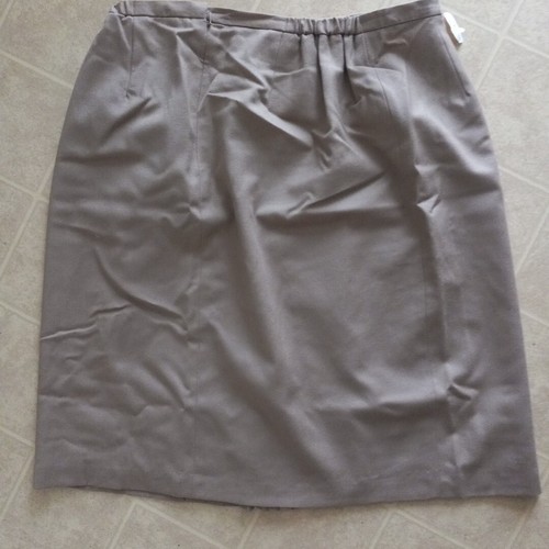 Talbots Wool Tweed - Aline Pleat Front Tan Skirt  16W NEW - Picture 3 of 3