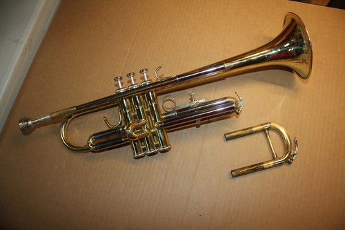 Jupiter JTR-600M Trumpet w/case - Picture 14 of 19