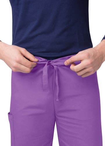 Conjunto Exfoliante Clásico Unisex Sivvan Hombres Mujeres Cuello en V Top y Pantalones Uniformes de Hospital - Imagen 61 de 112