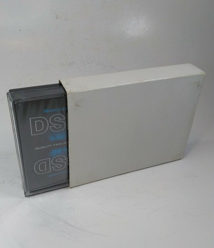 Tarjetas de Colección Honeywell DSD Calidad Se siente Excelente Con Estuche y Manga 2 Mazos - Imagen 4 de 9