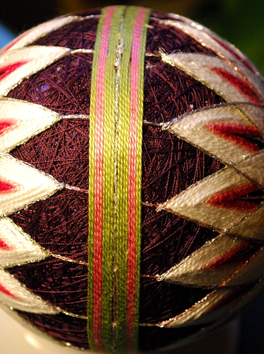 Vtg JAPANESE TEMARI THREAD HAND BALL Traditional Handmade FOLK ART Large Purple - Picture 18 of 23