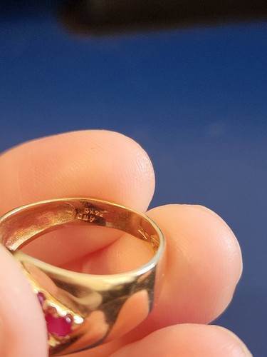 14K GELBGOLD RING RUBIN UND SAPHIR GRÖSSE 7, 3,8g - Bild 3 von 5