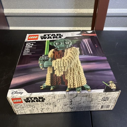 LEGO Star Wars: Yoda (75255)