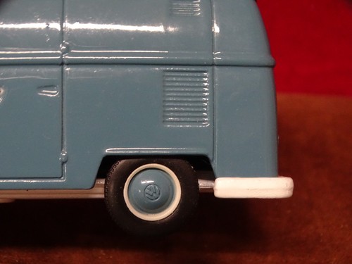 VW TYPE 2 SPLIT WINDOW T1, VINTAGE CORGI CLASSICS DIECAST 1:43 SCALE MODEL VAN - Picture 13 of 22