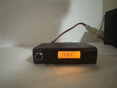 Radio Shack HTX 252 2-Meter VHF FM Mobile Transceiver 25W Ham Radio No Mic READ - Zdjęcie 5 z 12