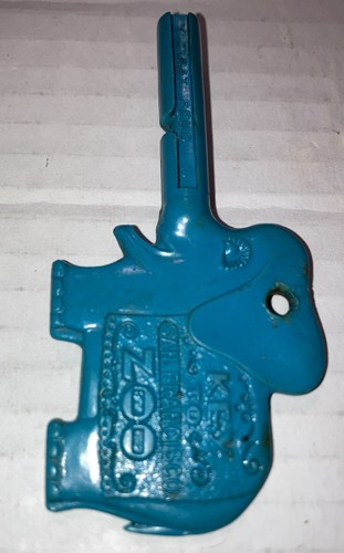 3 Vintage San Francisco Zoo Key Story Book RARE Blue Elephant Cougar Red/blue - Picture 5 of 6