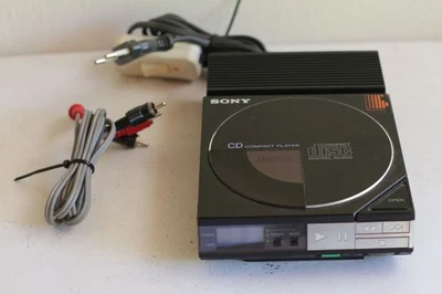Sony D-50  tragbarer CD Spieler / Discman inkl. AC-D50 Station - Bild 1 von 4