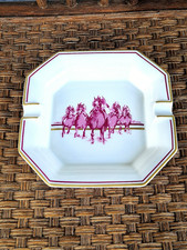 Stara francuska popielniczka Dunhill made in France wyścigi konne 17,5x17,5 cm