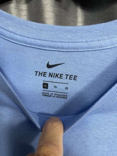 Men’s Chicago Cubs Nike Tshirt - Picture 4 of 4