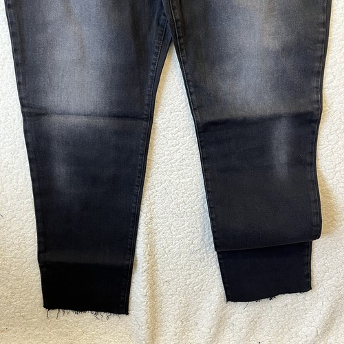 Old Navy Women’s Blue Dark Wash Straight Legged Denim Jeans Size 14 Tall NWT - Picture 3 of 12