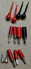 2 Pairs Red/Black EZ Hook X-100 Mini Grabbers & (9)  4mm Banana Plugs/Vintage