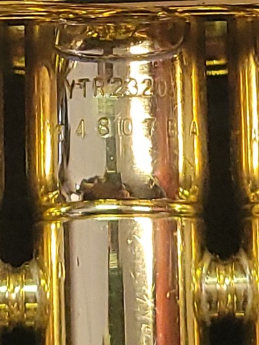 Yamaha YTR 2320 Trumpet w/ Mouthpiece & Case - Picture 3 of 11